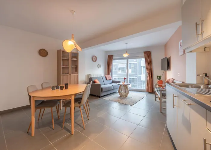 Bright, Calm & Stylish With Balcony * 奥斯滕德