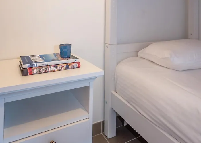 شقة Bright, Calm & Stylish With Balcony